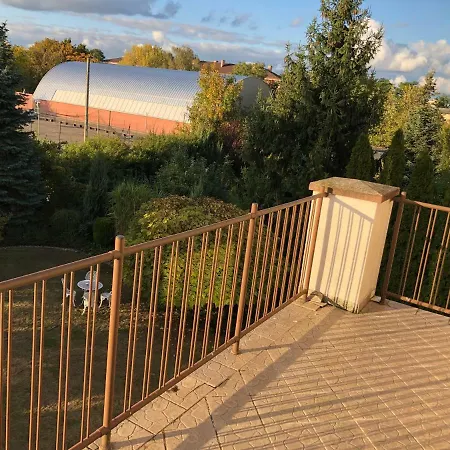 Проживання в сім'ї Rosa *